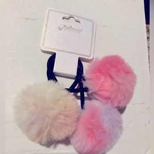 NEW: Girl’s hair ties